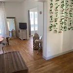 Iago City,appartement Spacieux 2 Chambres, Hyper Centre, Aeroport Et Gare A Proximite Beauvais