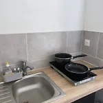 Iago City,appartement Spacieux 2 Chambres, Hyper Centre, Aeroport Et Gare A Proximite Apartman