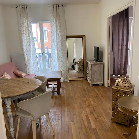 Iago City,appartement Spacieux 2 Chambres, Hyper Centre, Aeroport Et Gare A Proximite * Beauvais