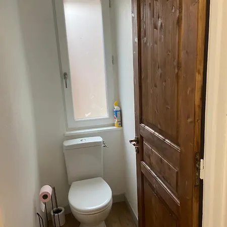 Apartment Iago City,appartement Spacieux 2 Chambres, Hyper Centre, Aeroport Et Gare A Proximite *