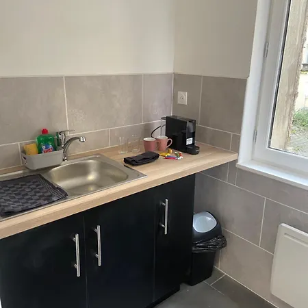 Iago City,appartement Spacieux 2 Chambres, Hyper Centre, Aeroport Et Gare A Proximite Beauvais