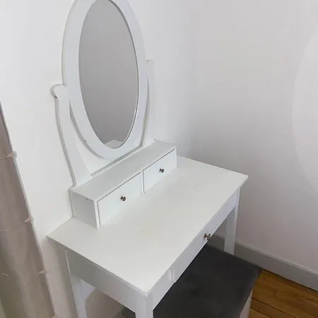 Appartement Iago City, 2 Chambres, Hyper Centre, Aéroport Et Gare à Proximité *