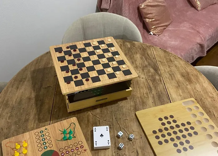 Iago City,appartement Spacieux 2 Chambres, Hyper Centre, Aeroport Et Gare A Proximite *