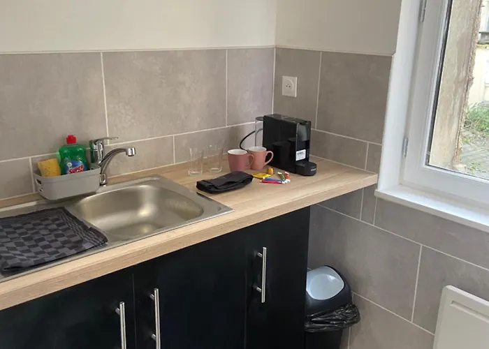 Iago City,appartement Spacieux 2 Chambres, Hyper Centre, Aeroport Et Gare A Proximite Beauvais