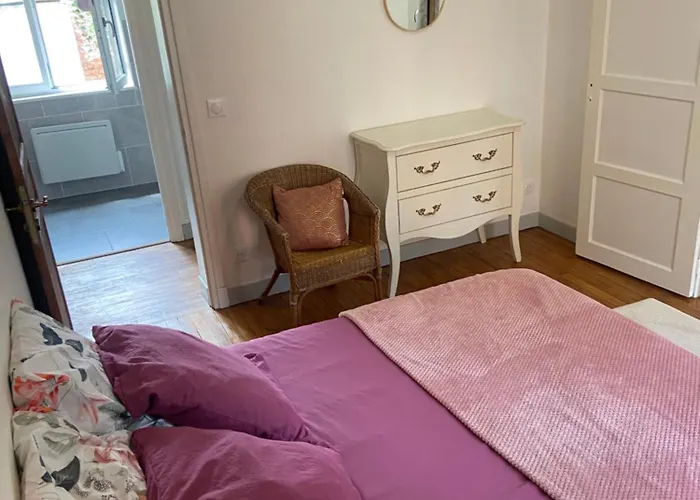 Iago City,appartement Spacieux 2 Chambres, Hyper Centre, Aeroport Et Gare A Proximite