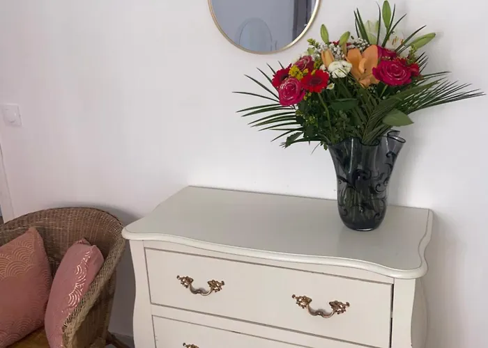 Iago City,appartement Spacieux 2 Chambres, Hyper Centre, Aeroport Et Gare A Proximite * Beauvais